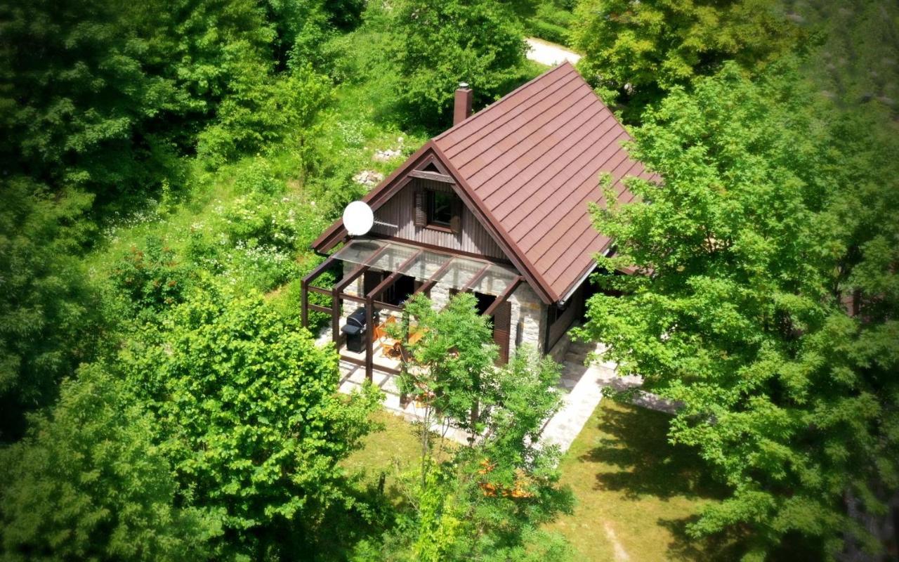 Villa Dobra Plitvička Jezera Exteriör bild