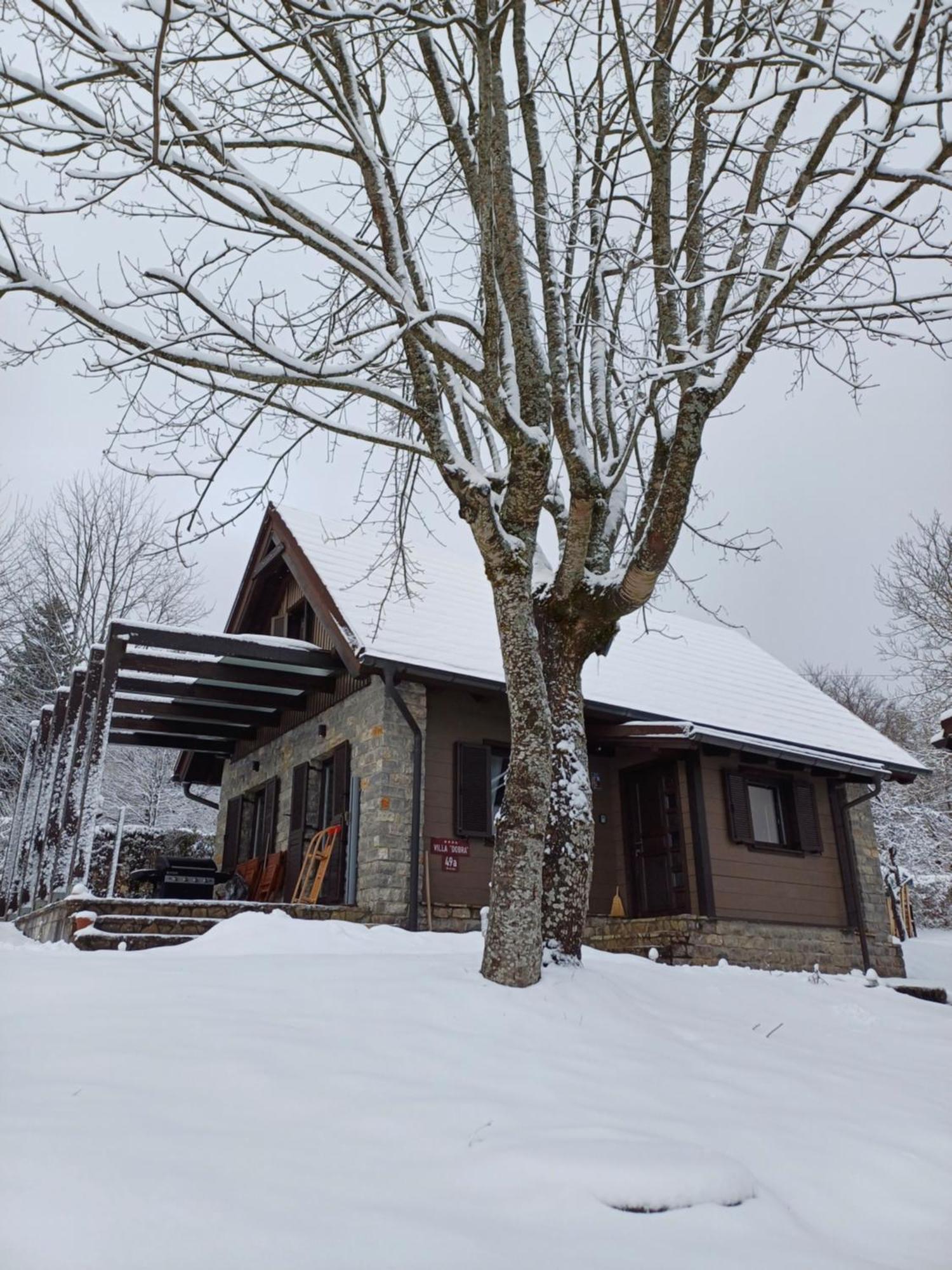 Villa Dobra Plitvička Jezera Exteriör bild